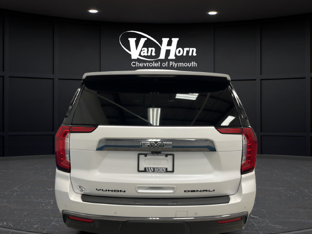 Used 2024 GMC Yukon XL Denali Ultimate AWD/4WD image 6