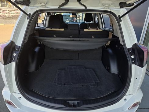 Used 2018 Toyota RAV4 XLE w/ Plus Extra Value Package image 26