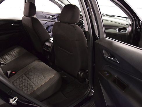 Used 2024 Chevrolet Equinox LT w/ LPO, Floor Liner Package image 29