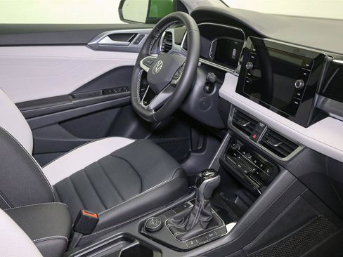 New 2026 Volkswagen Taos SEL AWD/4WD image 15