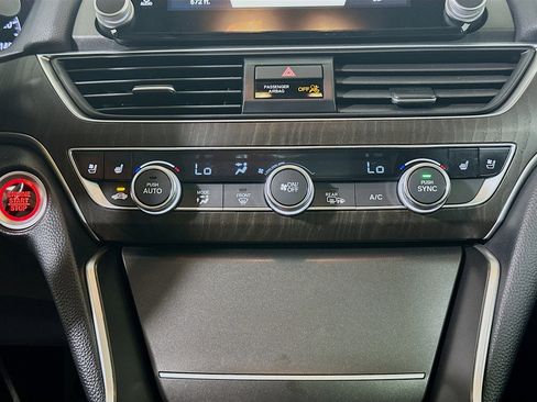 Used 2019 Honda Accord Touring image 24