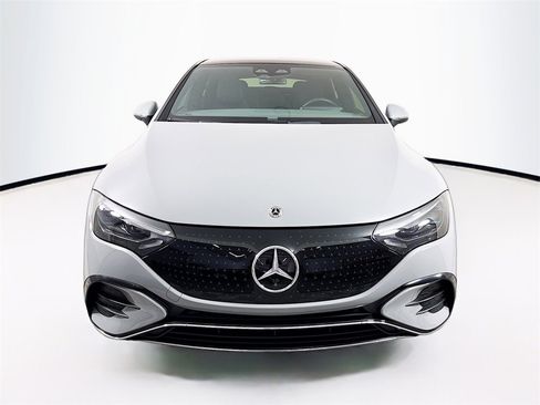 Certified 2023 Mercedes-Benz EQE 500 4MATIC Sedan image 2