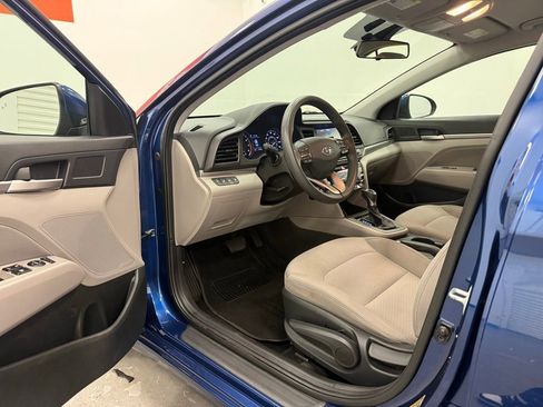 Used 2020 Hyundai Elantra SEL FWD image 9