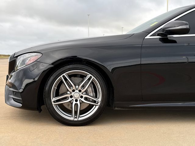 Used 2017 Mercedes-Benz E 300 image 5
