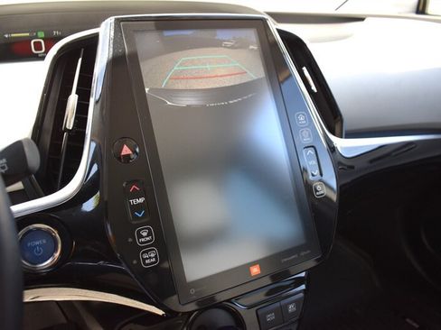 Used 2021 Toyota Prius Limited FWD image 20