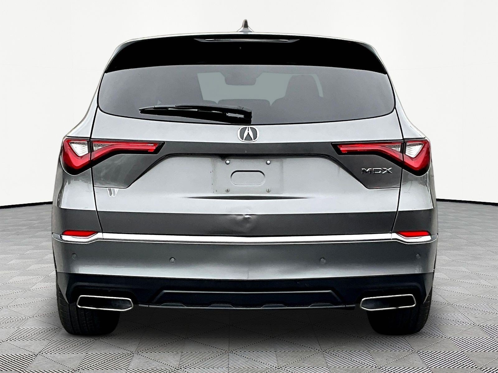 Used 2023 Acura MDX w/ Technology Package FWD image 5