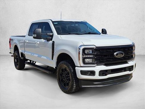 Used 2024 Ford F250 XLT w/ Black Appearance Package AWD/4WD image 3