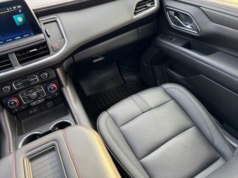 Used 2022 Chevrolet Tahoe RST w/ Luxury Package image 16