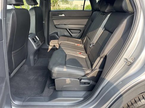 Used 2023 Volkswagen Atlas Cross Sport SE AWD/4WD image 23