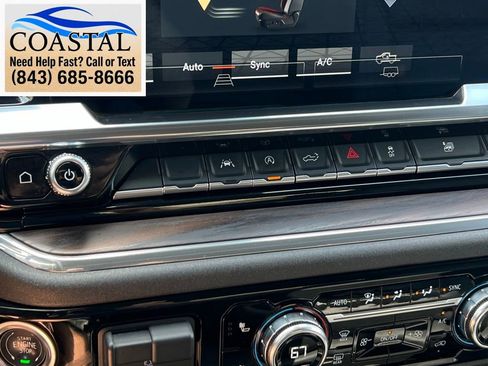Used 2025 GMC Sierra 1500 SLT AWD/4WD image 45