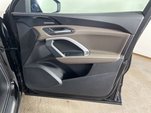 Used 2025 Audi Q5 Premium Plus w/ Premium Plus image 11