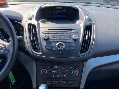 Used 2017 Ford Escape SE AWD/4WD image 22