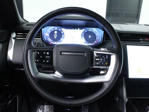 Used 2024 Land Rover Range Rover Autobiography image 24