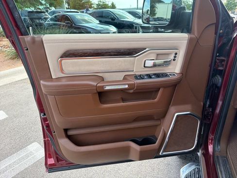 Used 2019 RAM 2500 Laramie AWD/4WD image 18