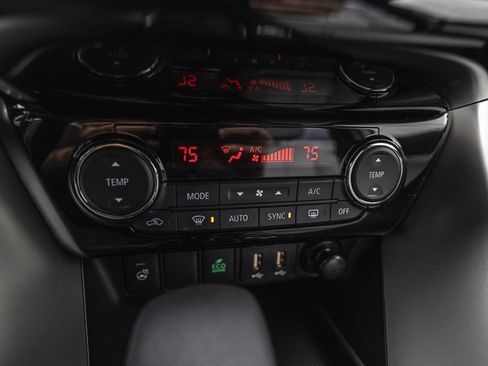 New 2026 Mitsubishi Eclipse Cross SEL image 14