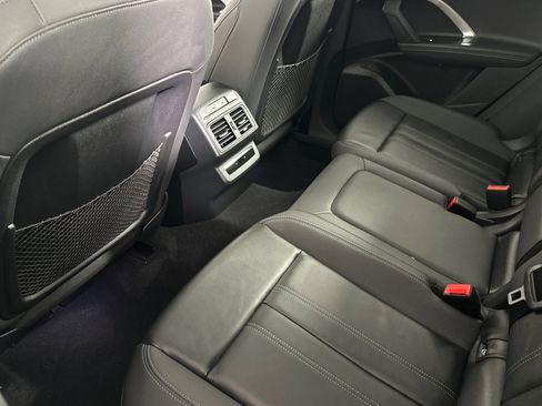 Used 2025 Audi Q5 Premium w/ 19" Wheel Package image 11