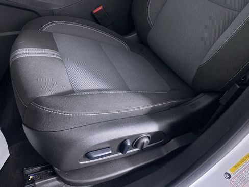 Certified 2024 Chevrolet Blazer LT w/ Convenience Package image 9