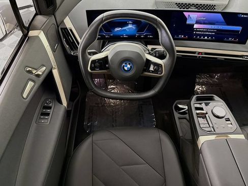 Used 2024 BMW iX xDrive50 w/ Premium Package AWD/4WD image 24