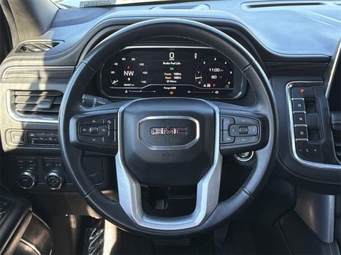 Used 2023 GMC Yukon SLT image 7