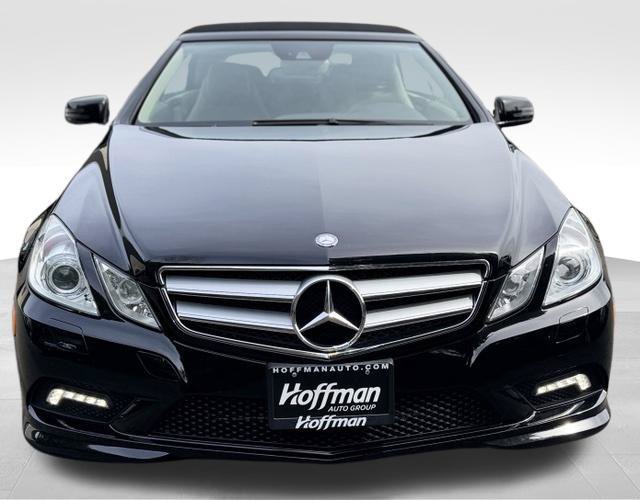 Used 2011 Mercedes-Benz E 550 Cabriolet image 2