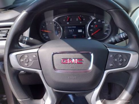 Used 2022 GMC Acadia SLE FWD image 28