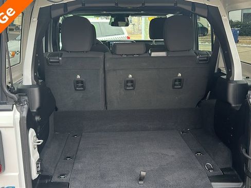 Used 2025 Jeep Wrangler Unlimited Rubicon 4xe w/ Convenience Group image 29