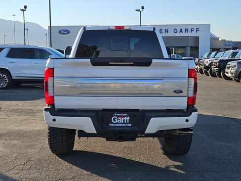 Used 2019 Ford F250 Platinum w/ Platinum Ultimate Package AWD/4WD image 7