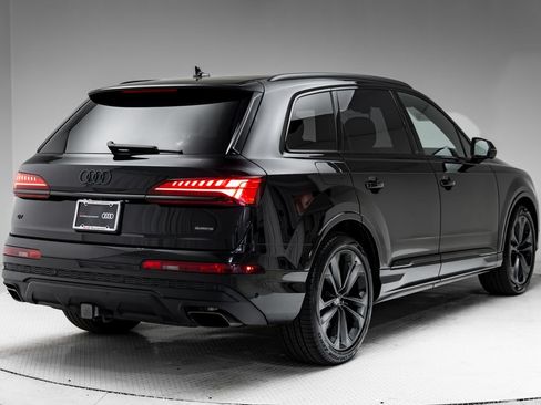 Certified 2025 Audi Q7 3.0T Prestige w/ Prestige Package AWD/4WD image 32