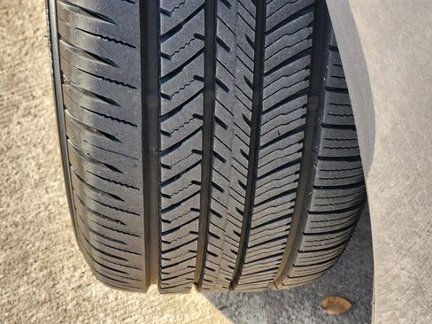 Used 2020 Lexus ES 300h w/ Premium Package image 11