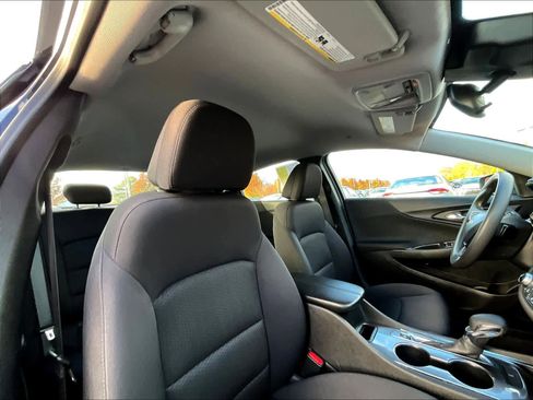 Used 2023 Chevrolet Malibu LT image 22