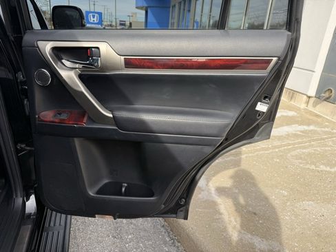 Used 2011 Lexus GX 460 Premium image 42