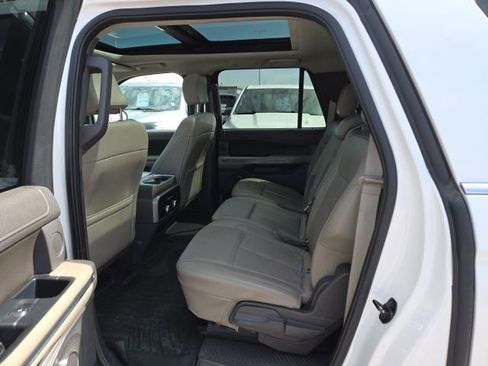 Used 2018 Ford Expedition Max XLT w/ Equipment Group 202A image 17