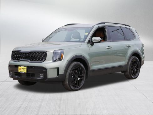 Certified 2025 Kia Telluride SX Prestige X-Line image 3