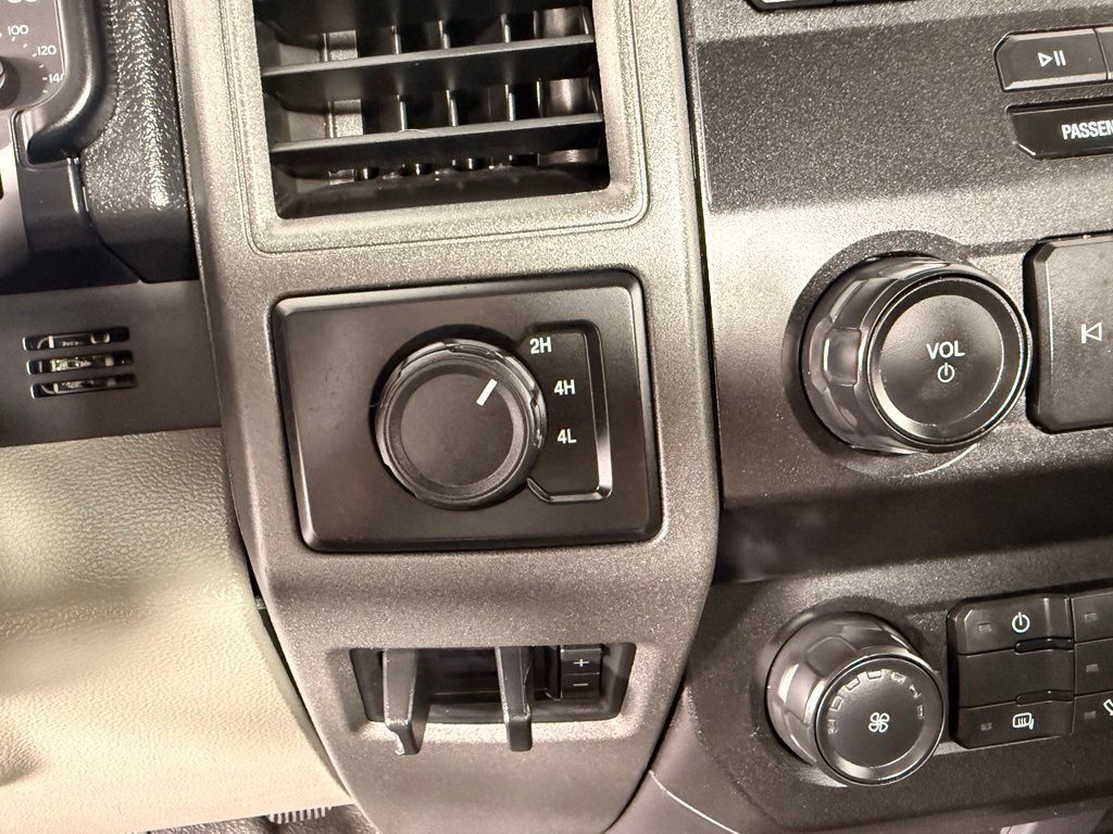 Used 2021 Ford F350 XL w/ Power Equipment Group AWD/4WD image 21