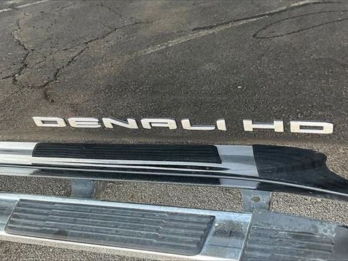 Used 2025 GMC Sierra 2500 Denali w/ Denali Reserve Package image 25