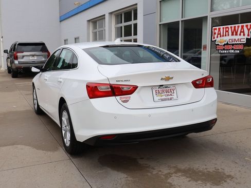 Certified 2025 Chevrolet Malibu LT FWD image 8