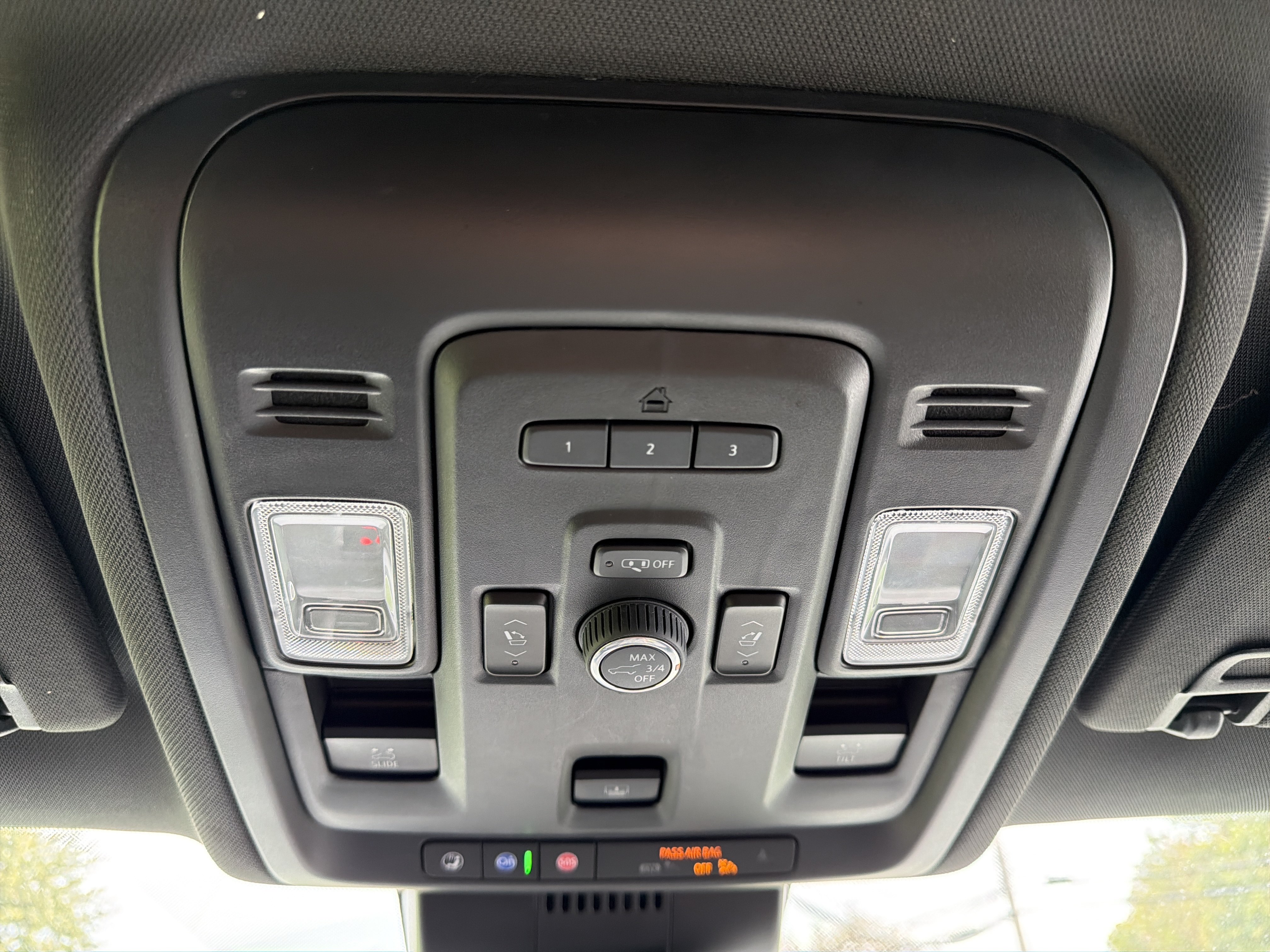 Used 2023 Chevrolet Tahoe RST w/ Luxury Package AWD/4WD image 25