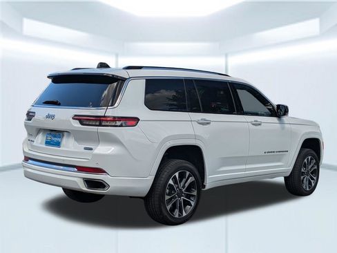 Used 2023 Jeep Grand Cherokee L Overland w/ Rear Seat Video Group I AWD/4WD image 6
