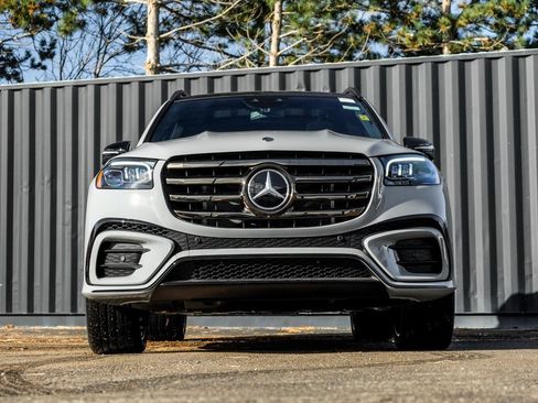 New 2026 Mercedes-Benz GLS 580 4MATIC image 5