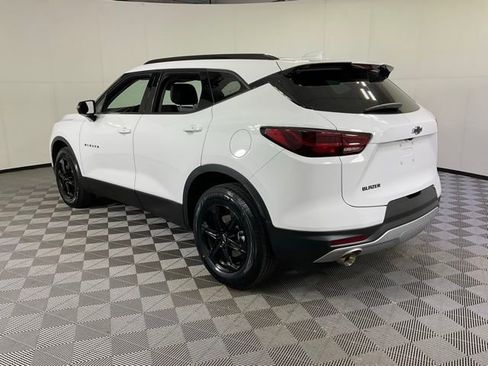 Used 2024 Chevrolet Blazer LT w/ Midnight/Sport Edition FWD image 4