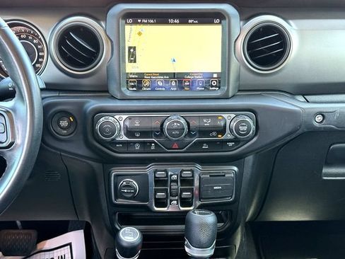 Used 2021 Jeep Gladiator Sport AWD/4WD image 27
