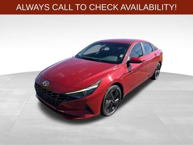 Used 2023 Hyundai Elantra SEL FWD image 3