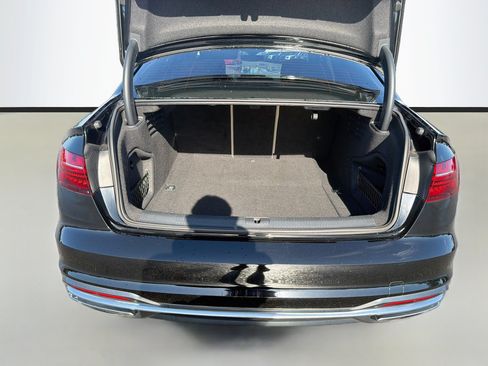 Used 2020 Audi A4 2.0T Premium w/ Convenience Package FWD image 12