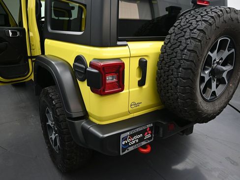 Used 2022 Jeep Wrangler Unlimited Rubicon w/ LED Lighting Group AWD/4WD image 22