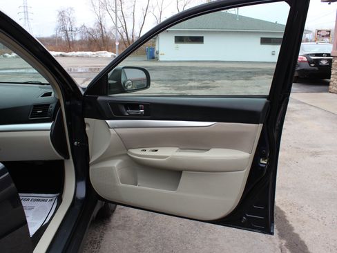 Used 2013 Subaru Outback 2.5i Premium image 34