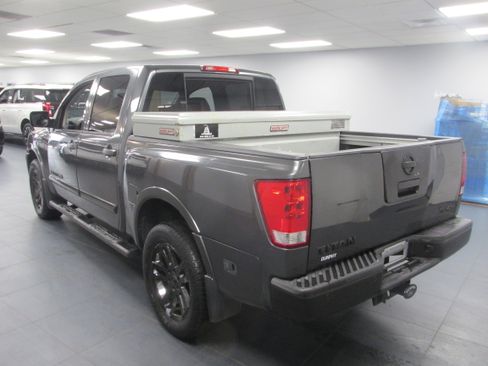 Used 2011 Nissan Titan SL w/ Heavy Metal Edition Pkg image 7