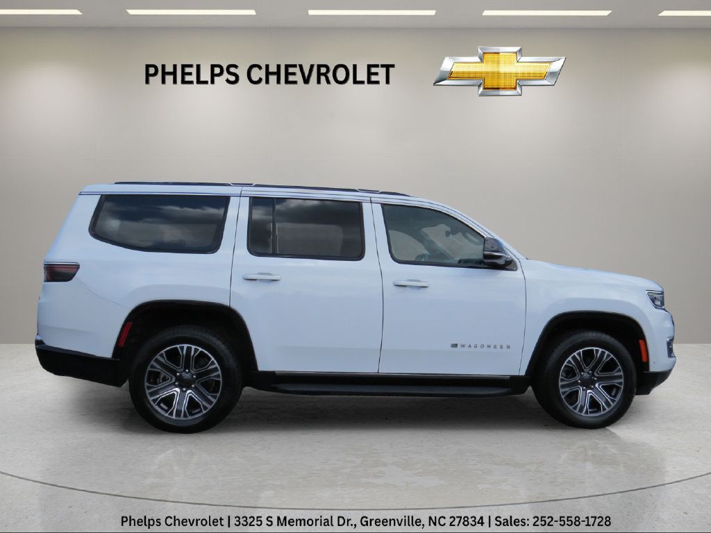 Used 2024 Jeep Wagoneer Series II w/ Flexible Seating Group RWD image 8