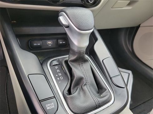 Used 2024 Kia Soul LX w/ Option Group 015 image 16