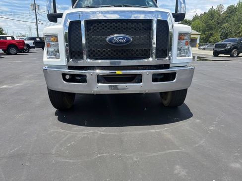 Used 2018 Ford F650 2WD Regular Cab Super Duty image 22