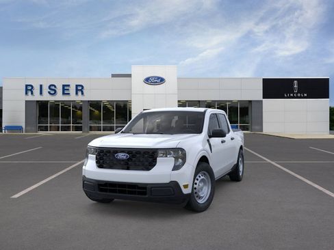 New 2025 Ford Maverick XL image 2